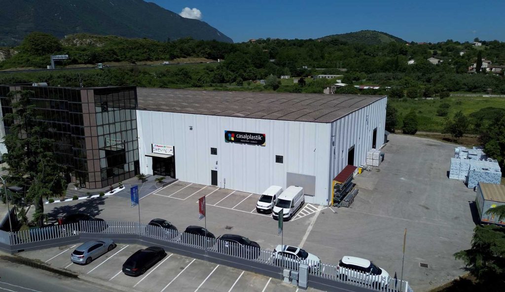 Vista aerea della sede e dello stabilimento produttivo di Casalplastik Industria Vernici a Ferentino, Frosinone